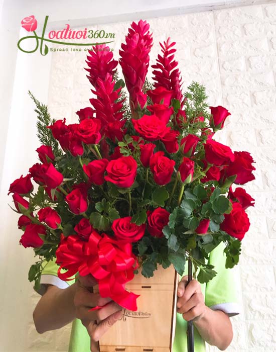Hộp  hoa tone đỏ hạnh phúc cao cấp